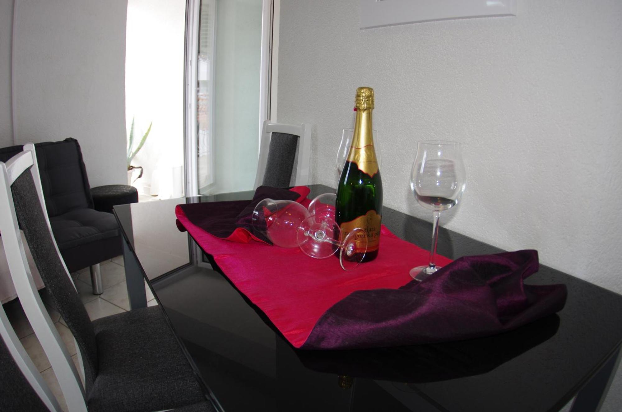 Apartments Lux Makarska Szoba fotó