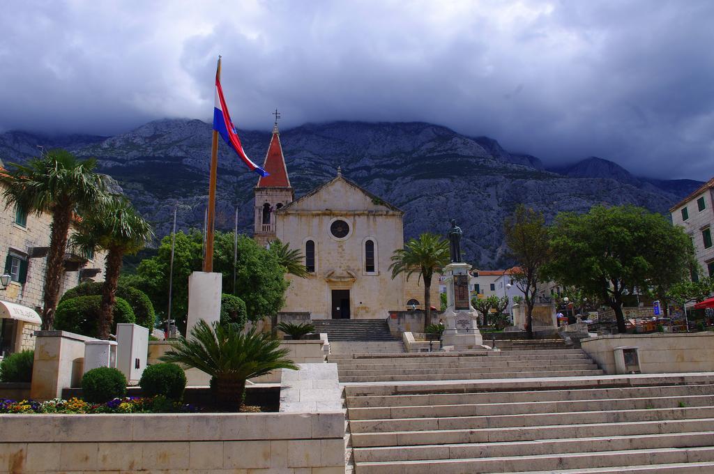 Apartments Lux Makarska Kültér fotó
